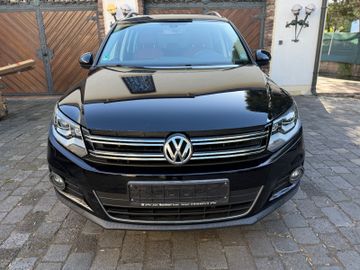 Volkswagen Tiguan - 5