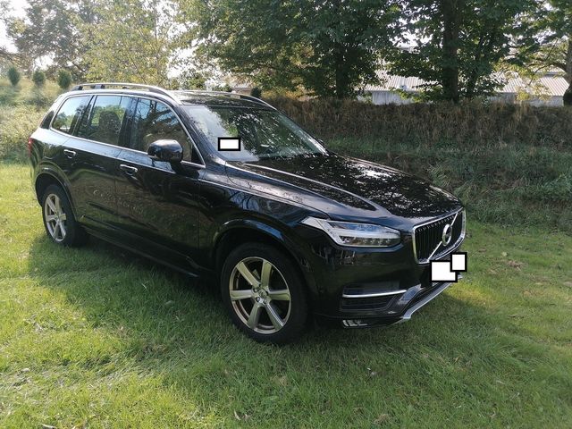 Volvo XC 90  Momentum AWD 2 hand voll service  Gut Zu.