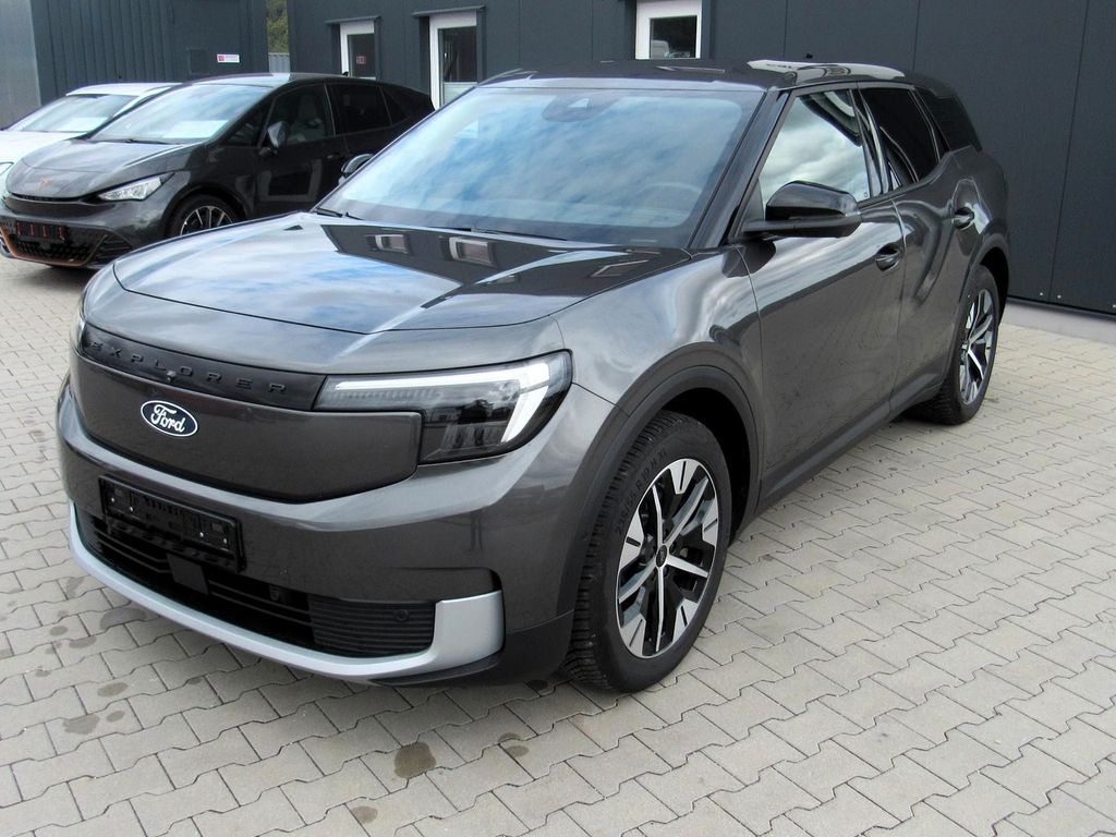 Image of Ford Explorer