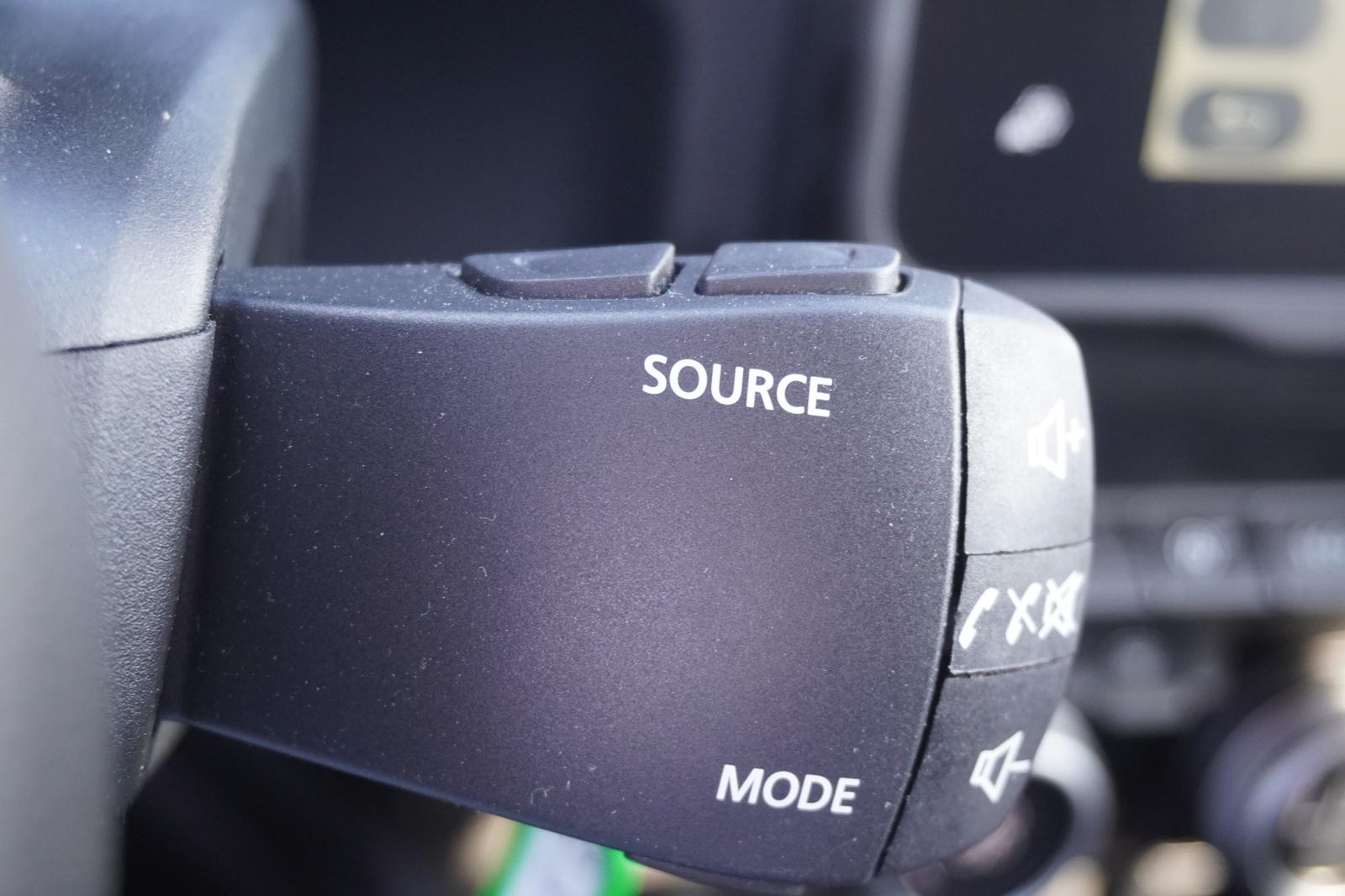 Dacia Duster II 1.3 TCE Journey LED Navi Kamera AHK