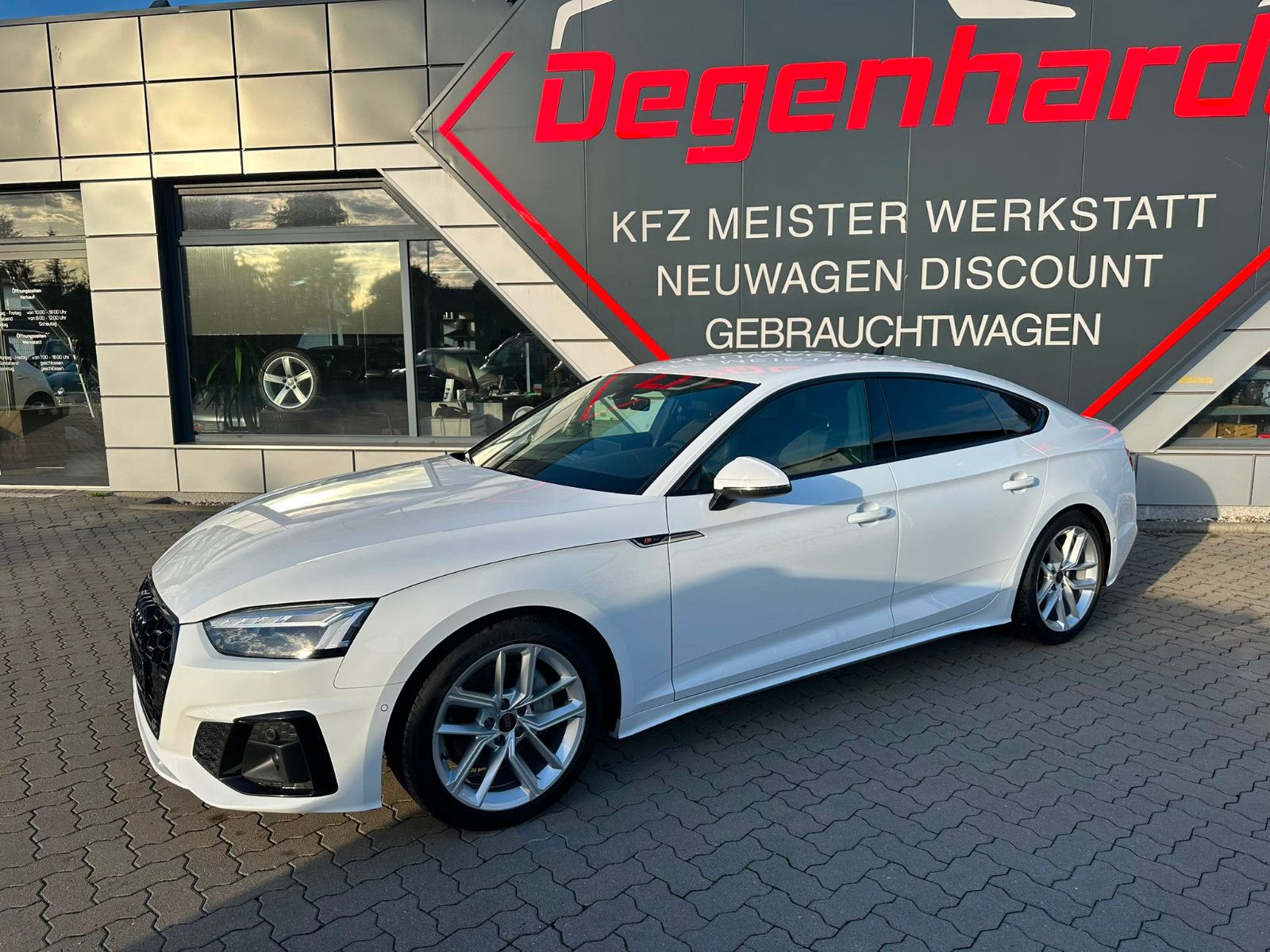 Audi A5 Sportback 40 TFSI S line LED NAV KAMERA foto 1
