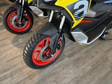 Aprilia SR GT  125 Sport ABS fast Neu !!! - APRILIA SR 125