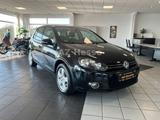 Volkswagen Golf VI Team BlueMotion/BMT*INSPNEU*AHK*1HAND - Volkswagen Golf aus 2010: Bluemotion