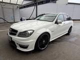 Mercedes-Benz C 63 AMG C 63 T AMG AMG - Mercedes-Benz C 63 AMG von privat