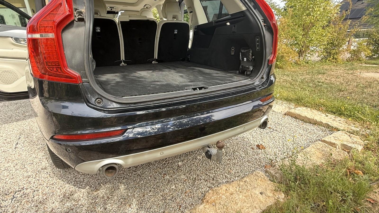 Volvo XC90 D5 AWD Momentum / Luftfederung, AHK, MwSt