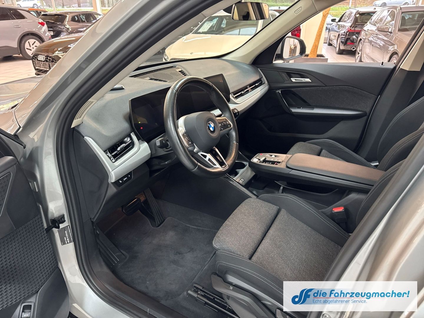 Fahrzeugabbildung BMW X1 20 d xDrive Park-Assistent Navi Digitales Coc