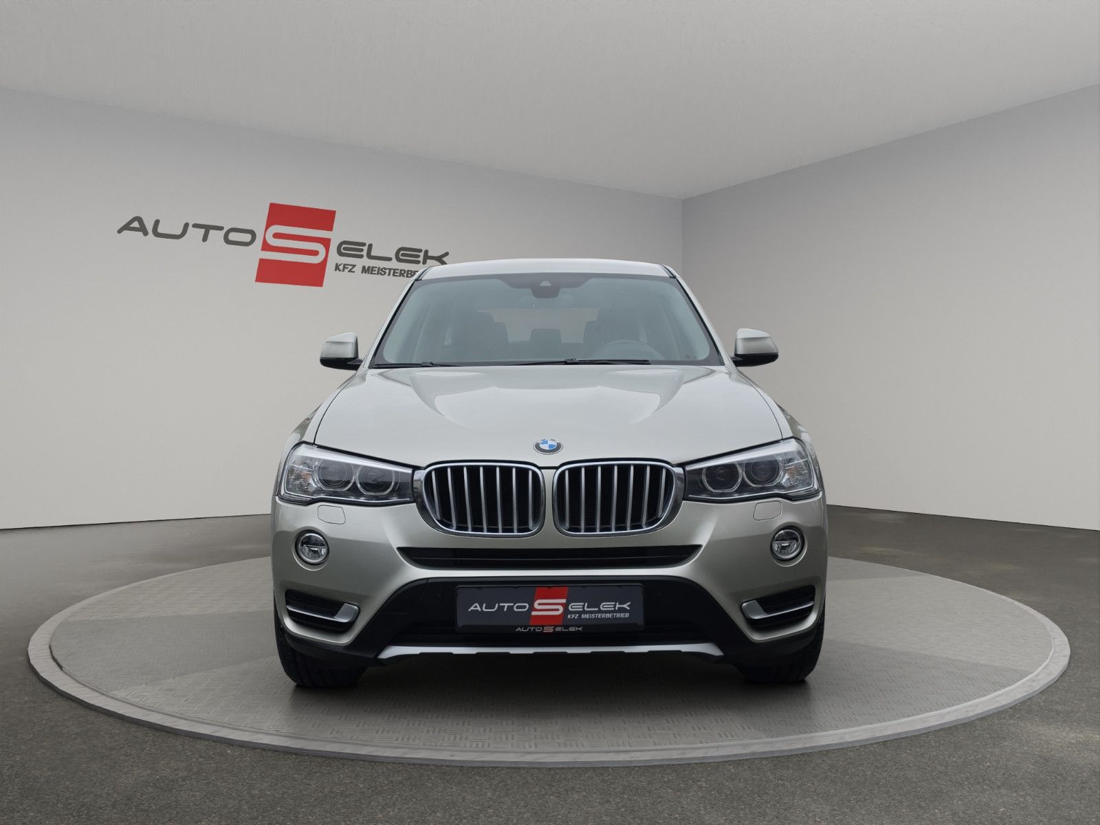 Fahrzeugabbildung BMW X3 xDrive20d AUT. AUS 1.HAND LEDER NAVI KAMERA