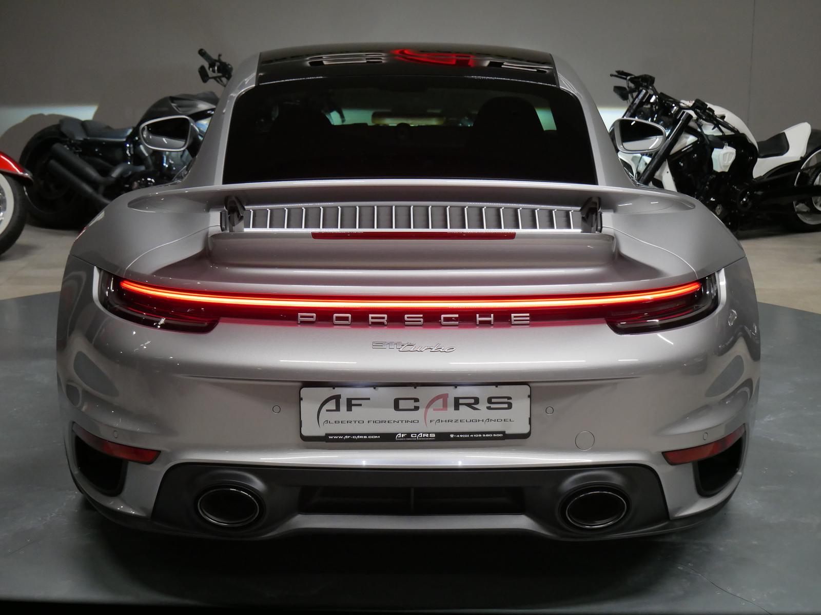 Porsche 992 911 992 Turbo Sportabgas Sitzbelüftung