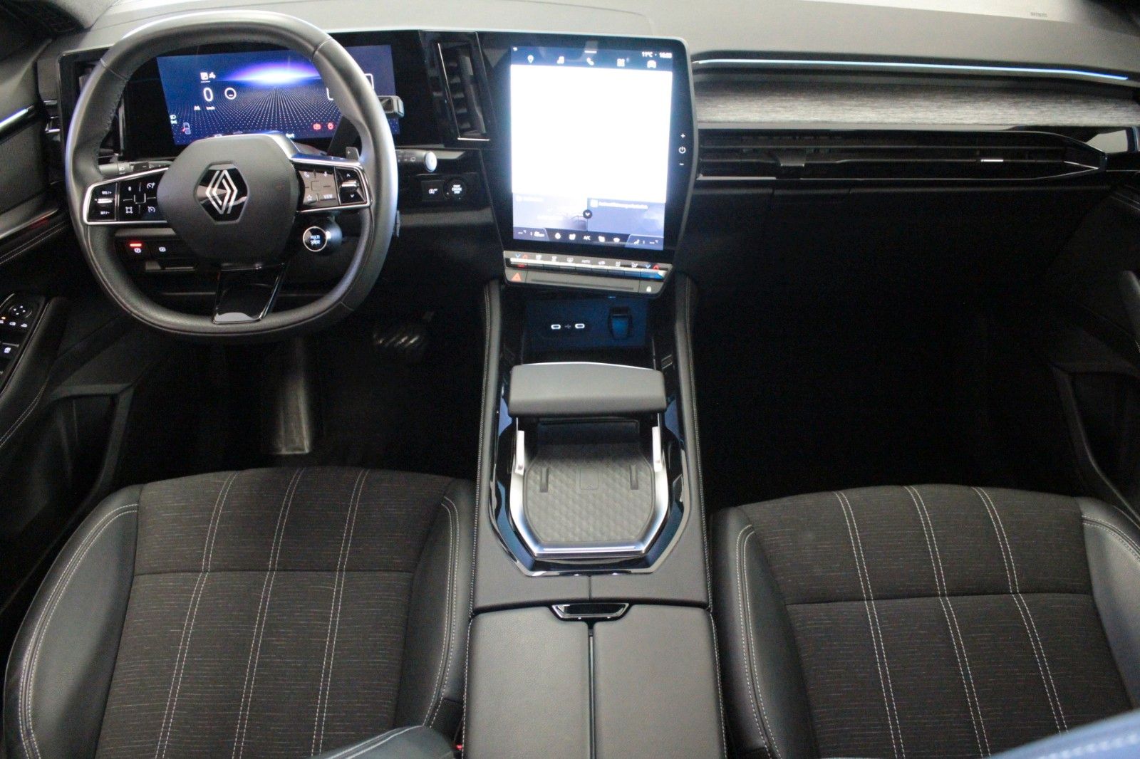 Fahrzeugabbildung Renault Austral Mild Hybrid 160 Techno Automatik*15123*