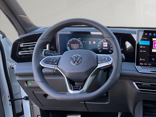 Fahrzeugabbildung Volkswagen Tiguan 1.5eTSI DSG R-Line AHK+PANO+KEYLESS+NAVI+