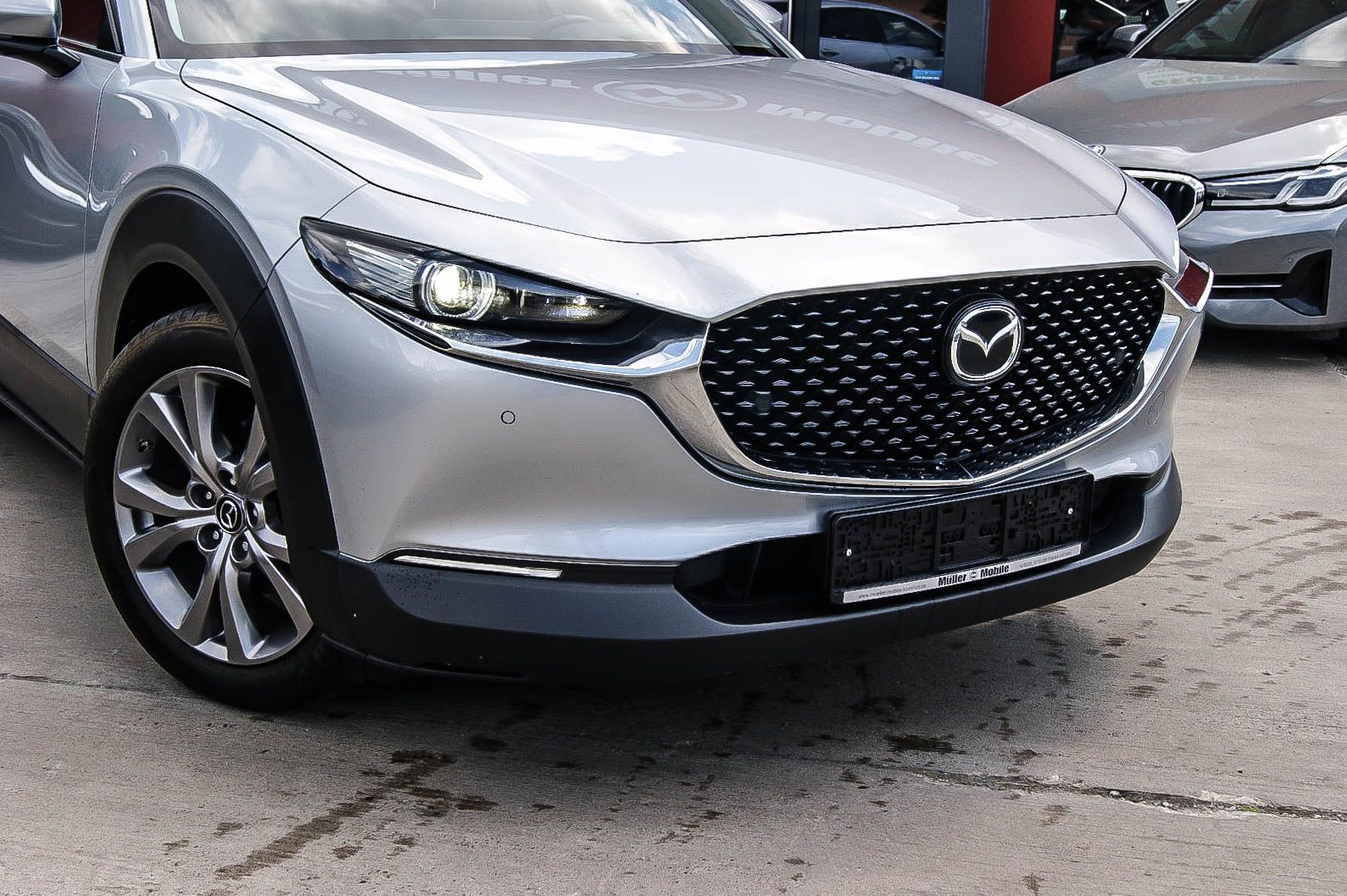 Fahrzeugabbildung Mazda CX-30 2.0 SKYACTIV-G M Hybrid DESIGN HEADUP LED
