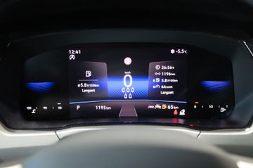 Volkswagen Touran 2.0 DSG R-Line 7-Sitze AHK Kamera