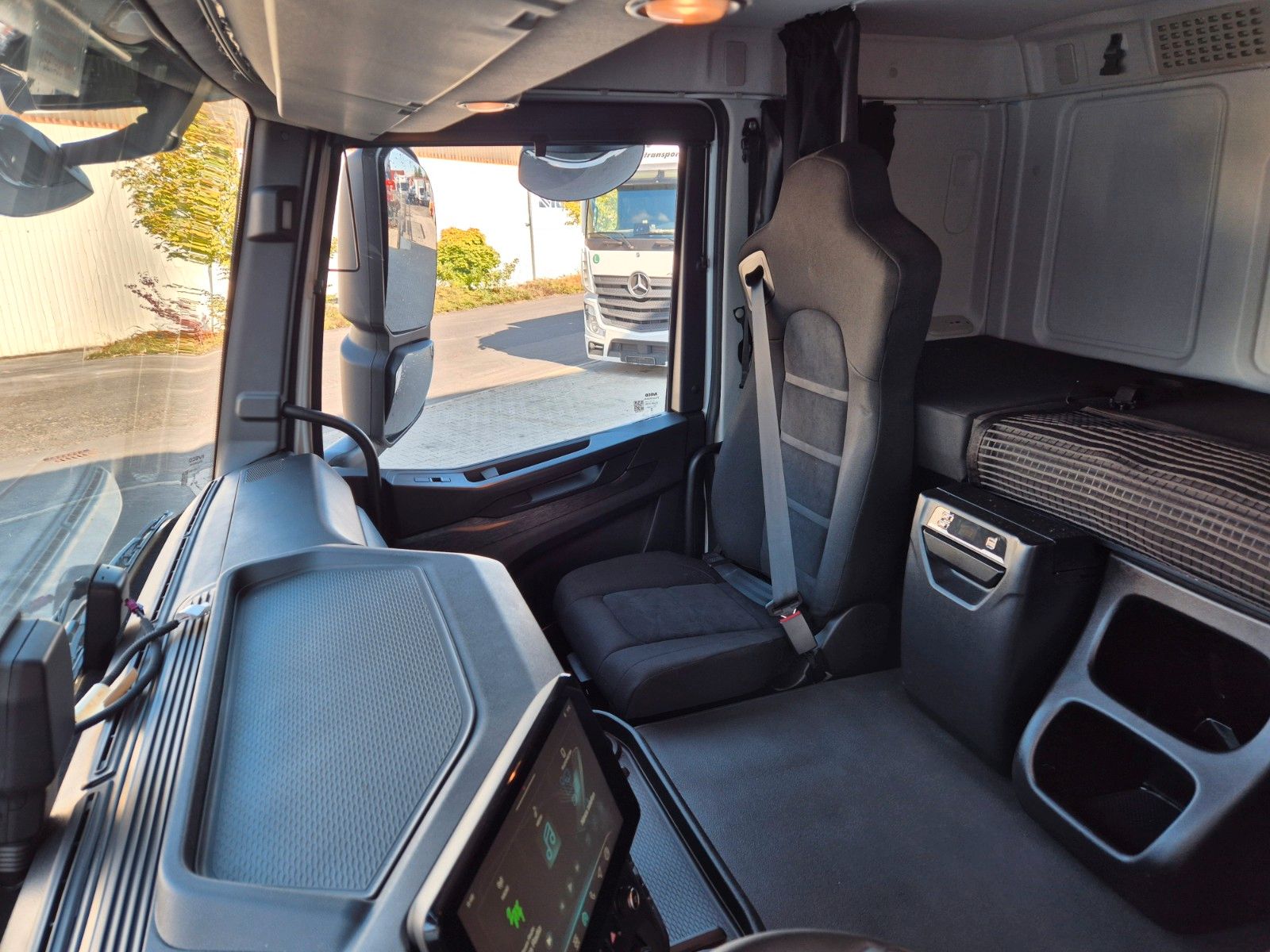 Fahrzeugabbildung Iveco AT190S40/FP Böse Schwenkwand LBW AHK