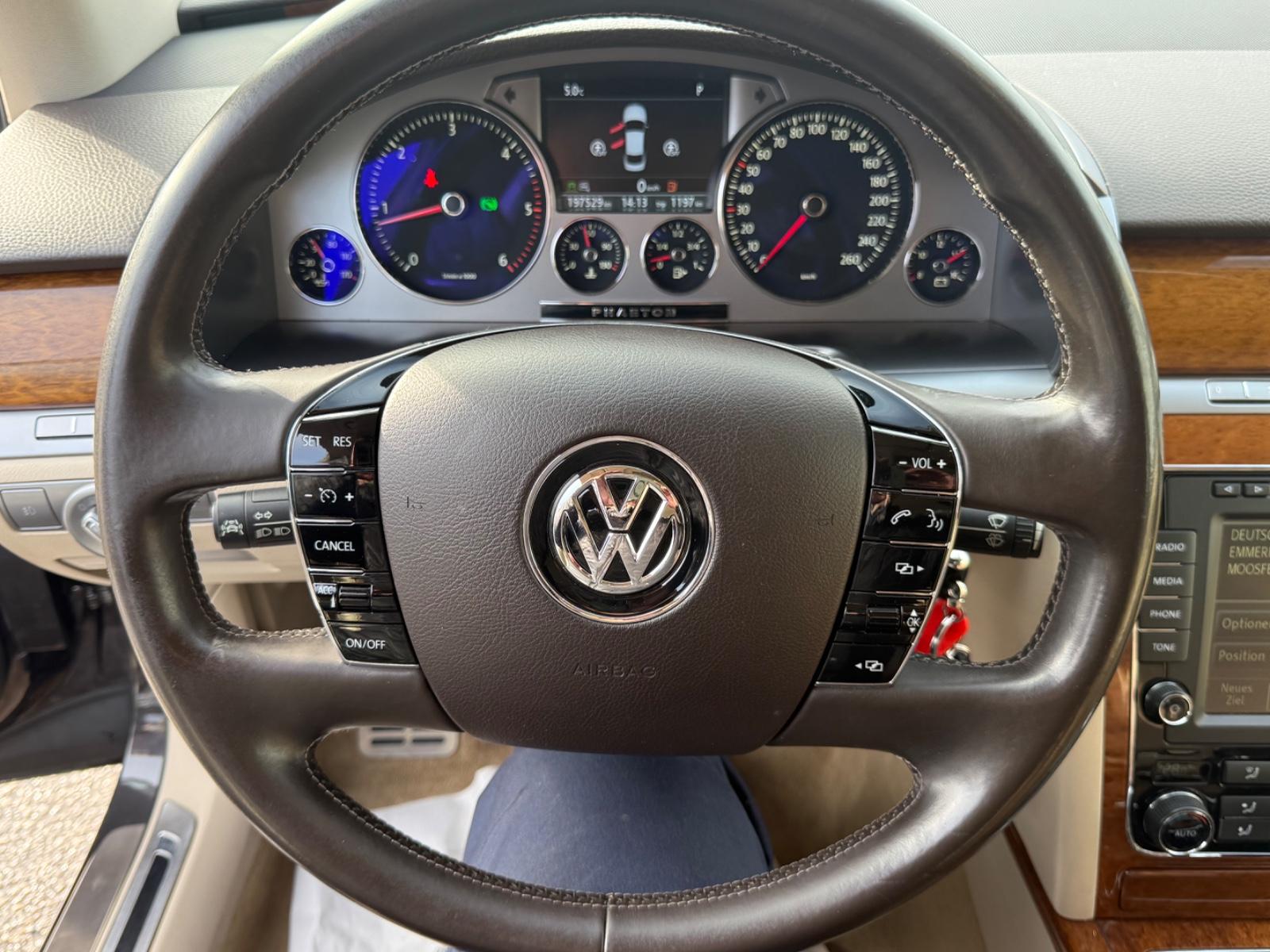Volkswagen Phaeton V6 TDI 5-Sitzer 4Motion-EXCLUSIVE