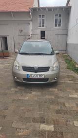 Toyota Corolla Verso 1.8 Linea Sol linea sol - Toyota Corolla Verso Sol mit Benzin-Antrieb