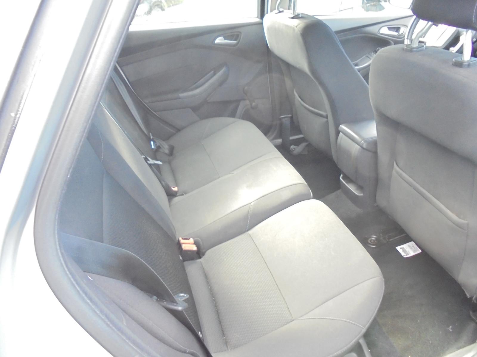 Ford Focus 2015 — photo 9