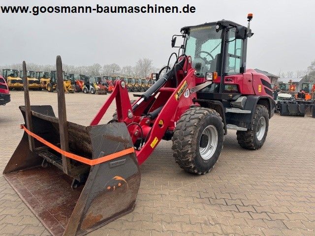 Yanmar V 120-5