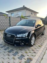 Audi A1 1.6 TDI 66kW Attraction Attraction - Audi A1 in Osnabrück