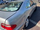 Mercedes-Benz CLK 320 ELEGANCE Elegance - Mercedes-Benz CLK 320 in Köln