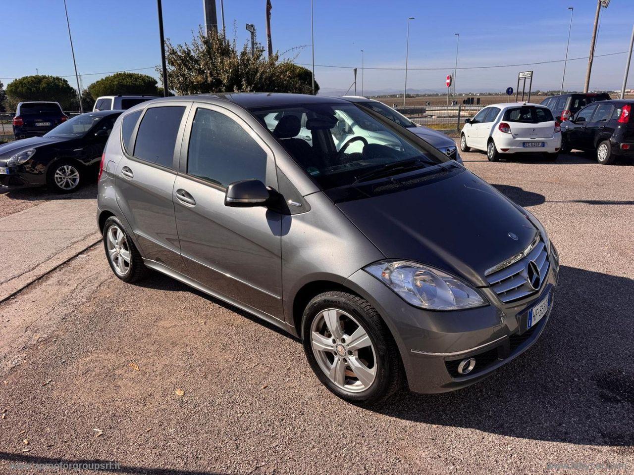 Mercedes-Benz A 180
