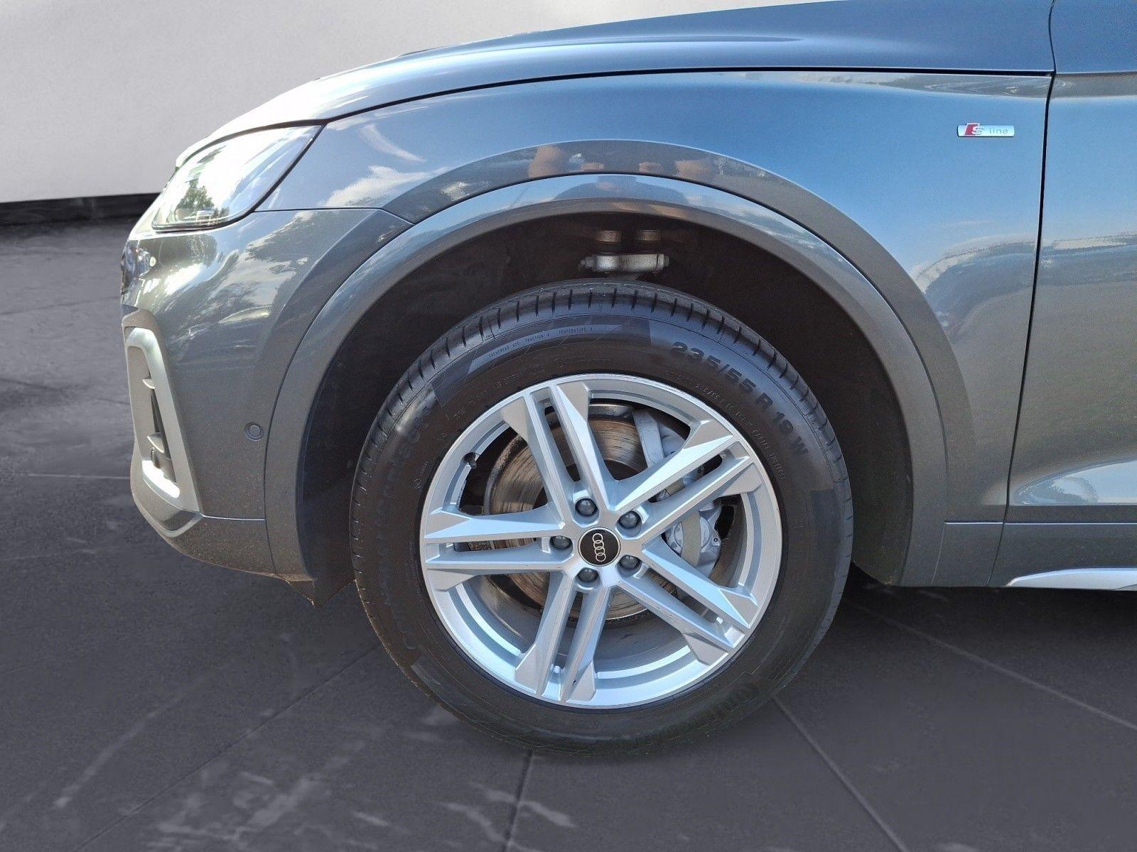 Audi Q5 40 TDI quattro S tronic S line PanoDach Assis