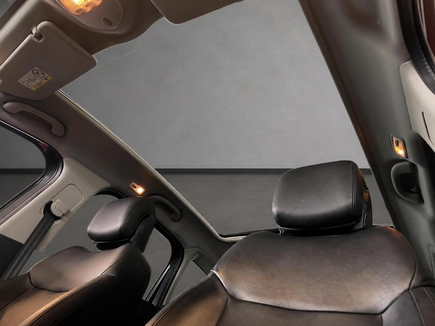 Peugeot 3008 Allure *Pano+ Kamera + TMP + Head Up +Navi