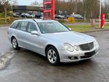 Mercedes-Benz E 200 E T-Modell Kompressor*TÜV+INS NEU*SITZHEIZ - Mercedes-Benz E 200: Kompressor