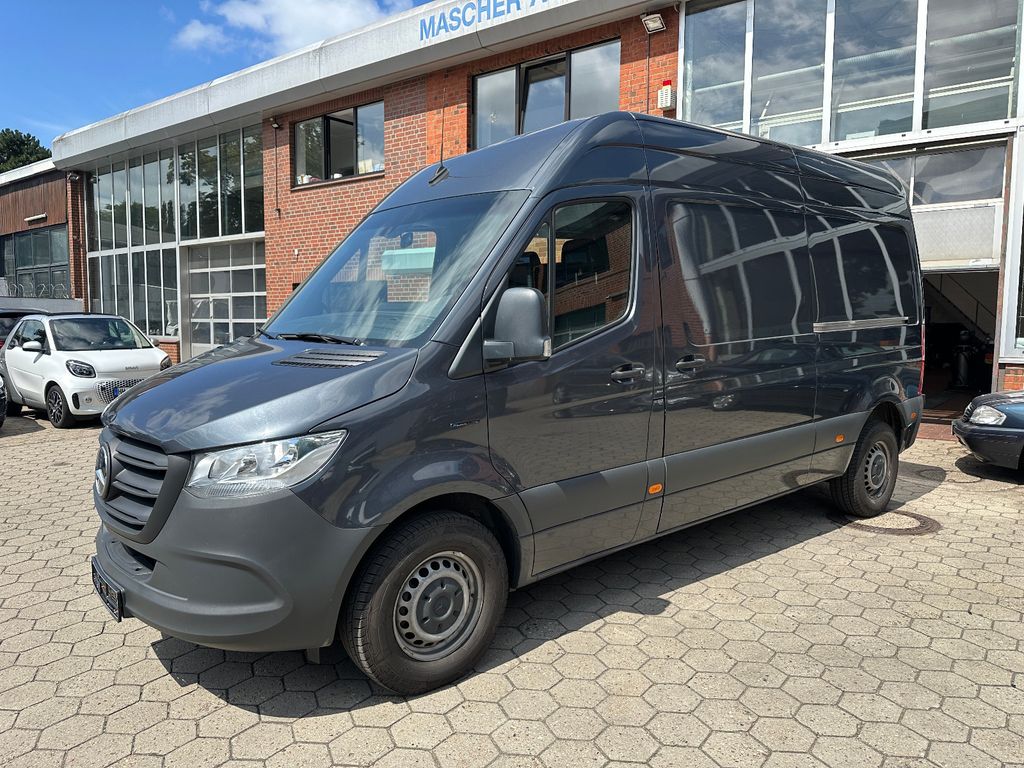 Image of Mercedes-Benz eSprinter