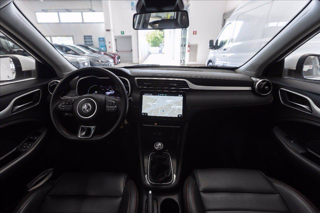 MG ZS
