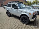 Lada Niva Legend Urban Black Edition Klima - gebrauchte Lada Niva aus dem Jahr 2021