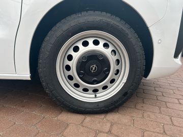 Fotografie 14 des Opel Vivaro 2.0D DoKa AHK Design Paket LED Standhzg.