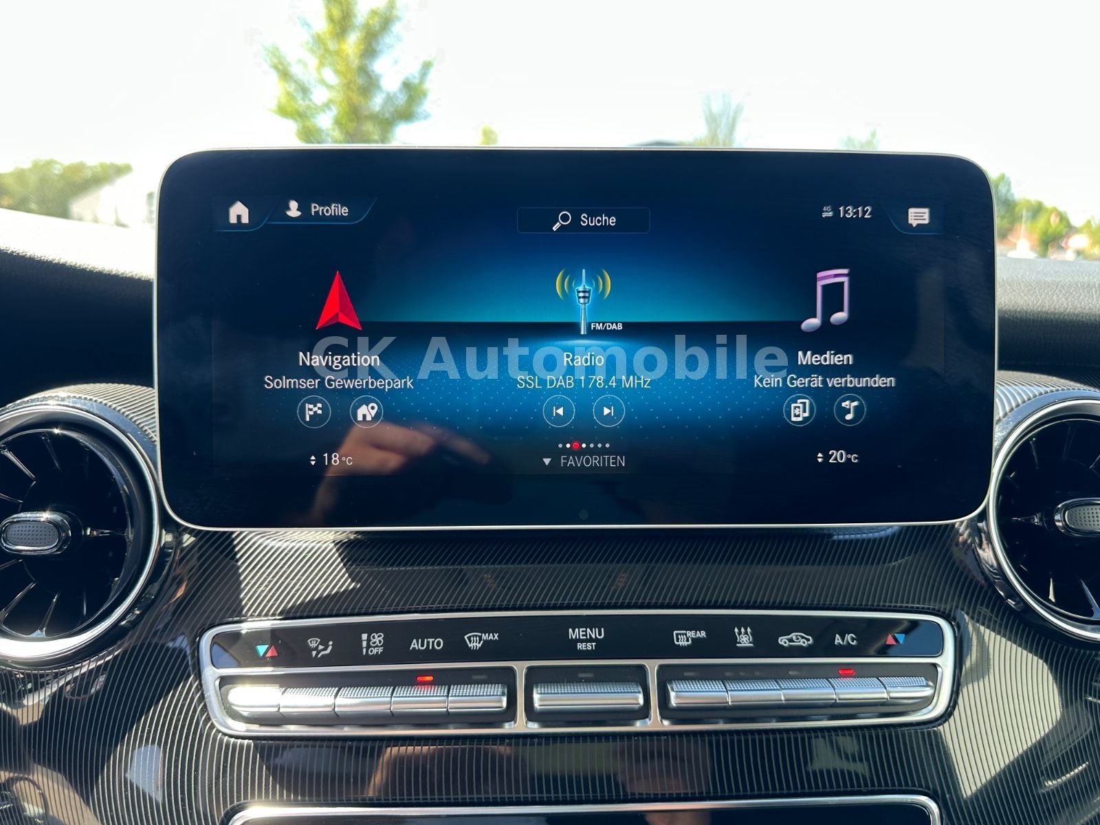 Fahrzeugabbildung Mercedes-Benz V 300d EDITION 4MATIC lang/7 Sitze/Navi/LED/AHK