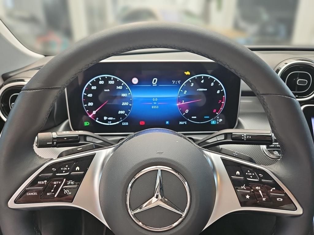 Fahrzeugabbildung Mercedes-Benz C 200 Avantg. Navi LED SHZ Ambie. SpurH Sport
