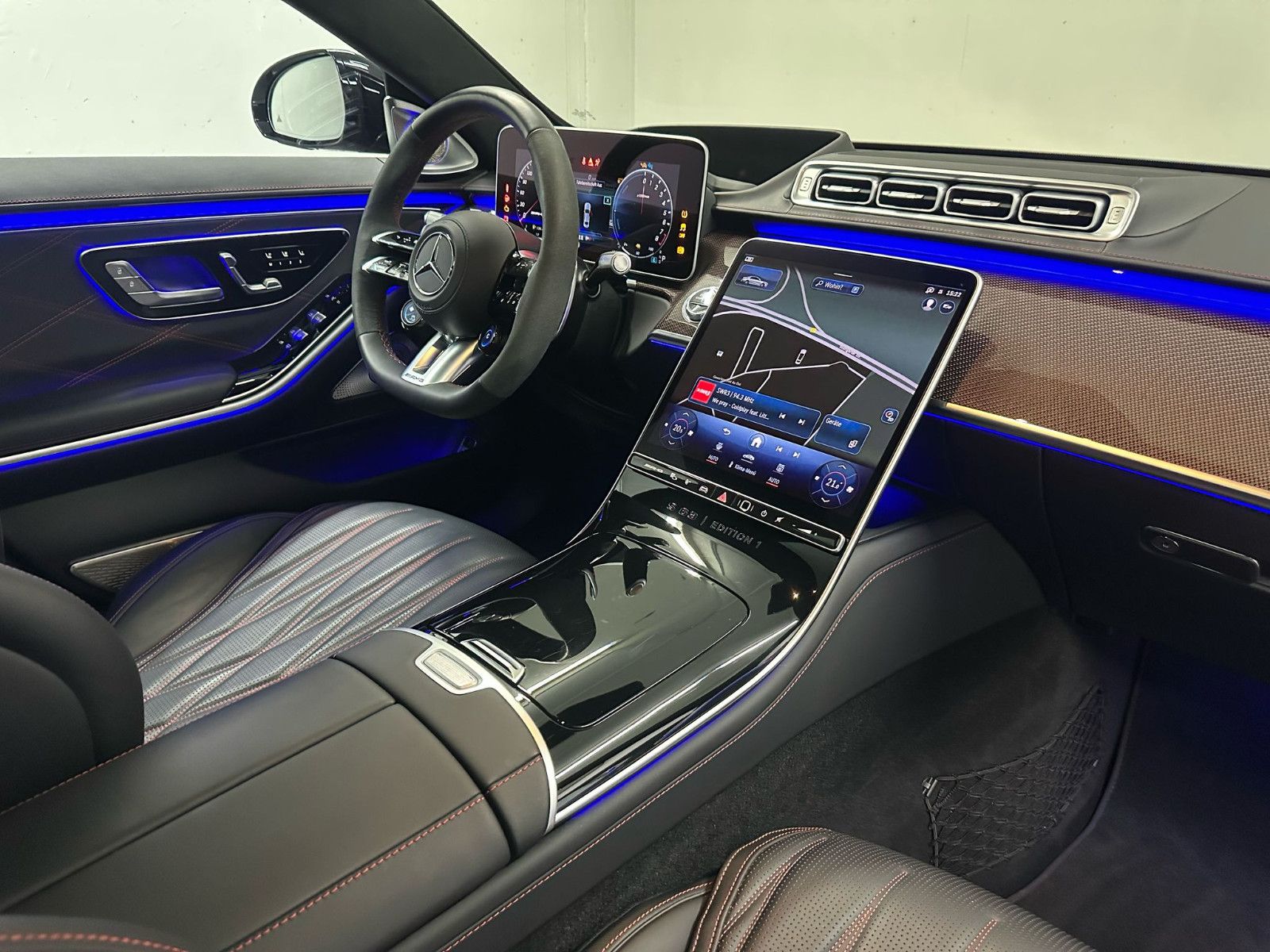 Fahrzeugabbildung Mercedes-Benz S 63 E Performance L *EDITION1*KERAMIK*PANORAMA*