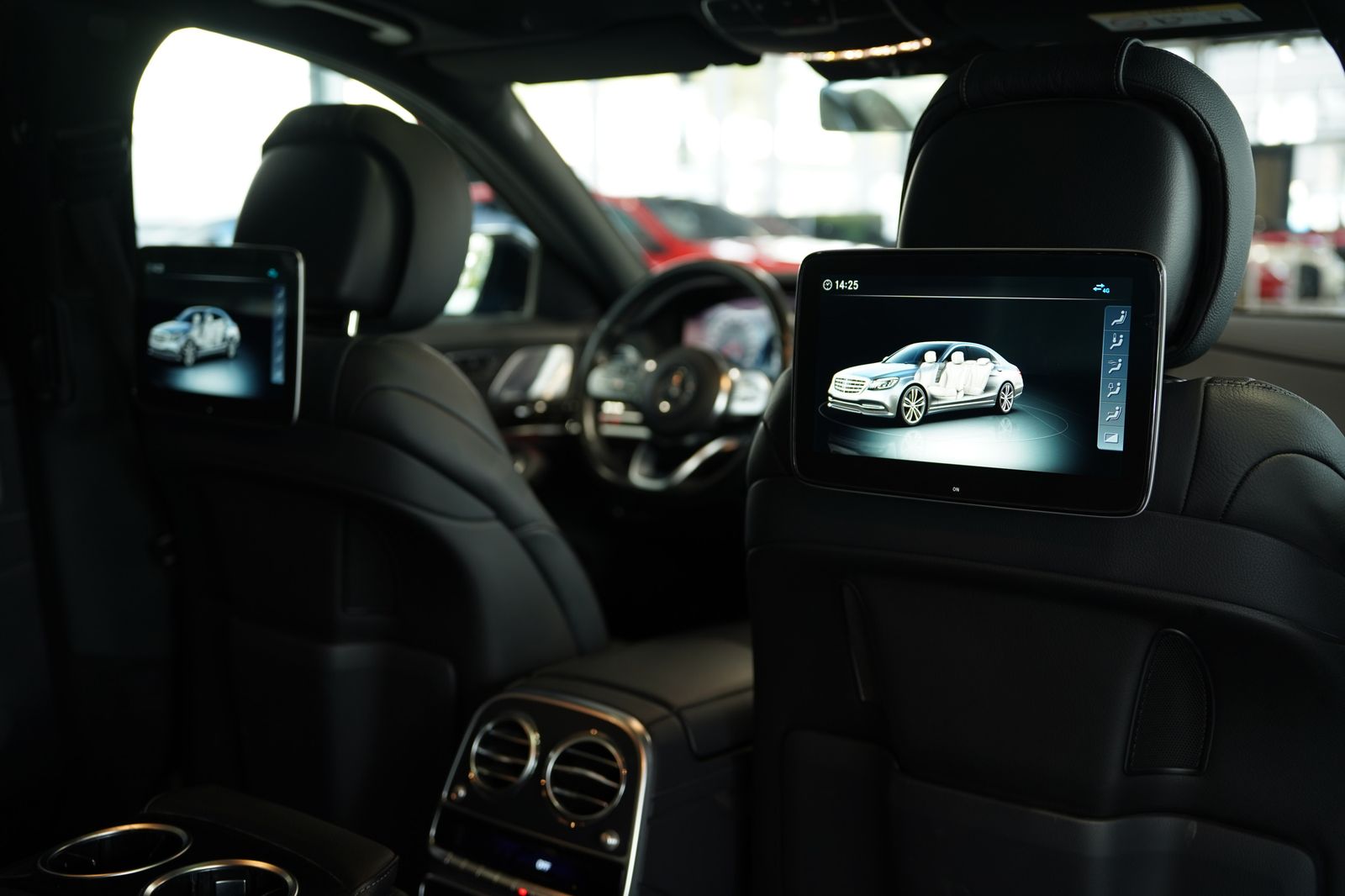 Mercedes Benz S 560