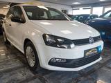 Volkswagen Polo V Trendline PDC*Klima*5Türig*Finanzierung * - : Kleinwagen, Finanzierung