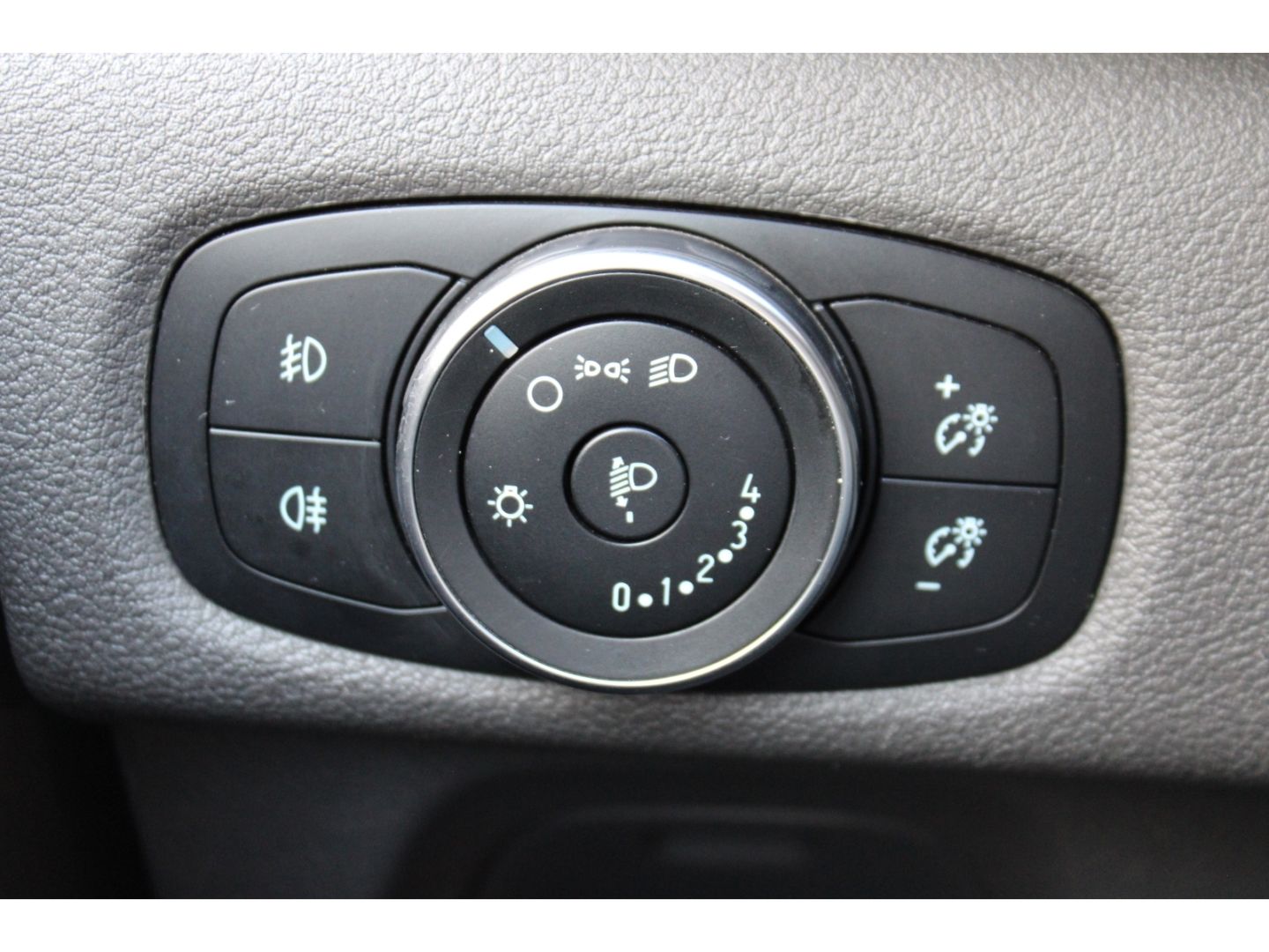 FORD Transit Custom 300 L1 2.0 TDCi Trend 2xSchiebetü - Image 12