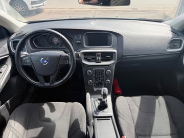 Volvo V40 - 8