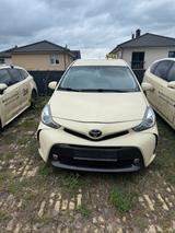 Toyota Prius+ Taxi - Toyota Prius+: Automatik
