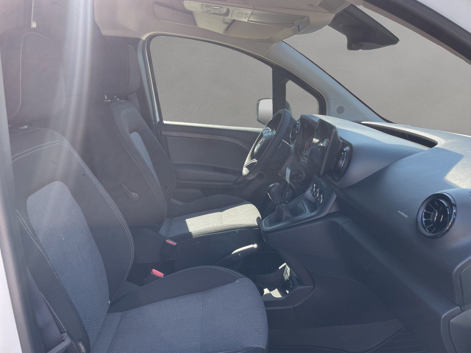 Fahrzeugabbildung Mercedes-Benz Citan 110 CDI Kasten BASE Kamera MBUX AHK Spurh