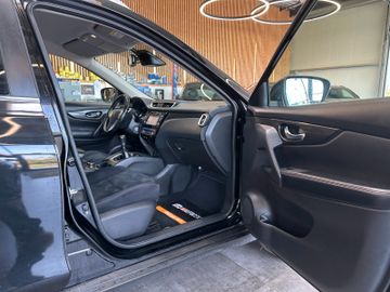 Nissan X-Trail*KEYLESS*360°*ALCANTARA*2ZONEN*TEMPO*NAVI