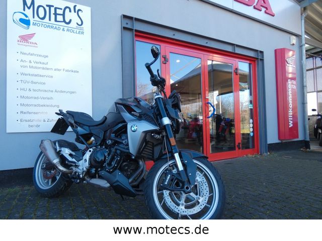 BMW F 900 R mit Zubehör