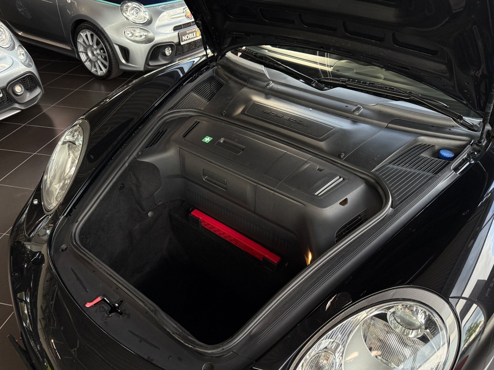 Fahrzeugabbildung Porsche Cayman RFK XENON NAVI ALU