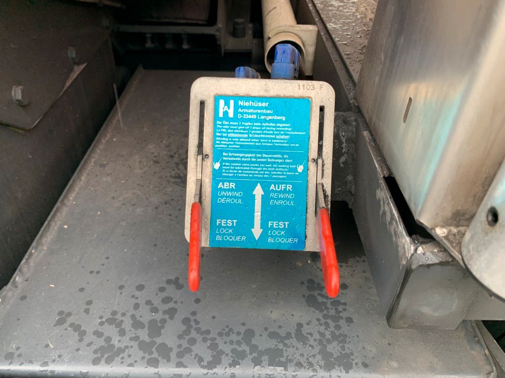 Fahrzeugabbildung DAF FAN CF75 Rohr Tankwagen