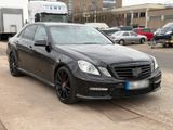 Mercedes-Benz Mercedes E63 AMG Black Perfor LPG - Mercedes-Benz E 63 AMG aus 2010