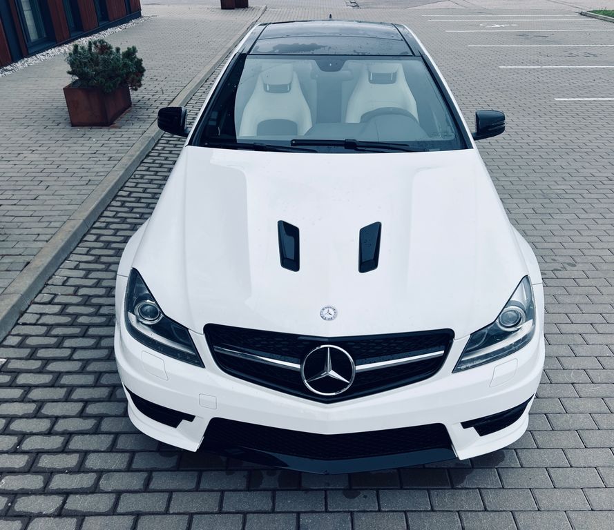 Mercedes-Benz C 63 AMG