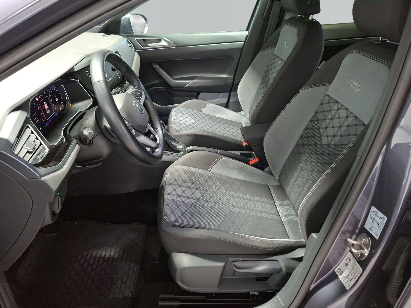 Taigo 1.5 TSI DSG R-Line *NAVI*MATRIX*KEYLESS*KA