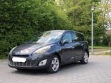 Renault Scenic  BOSE EDITION  7 Sitzer Nav... - Renault Scenic aus 2011: Bose