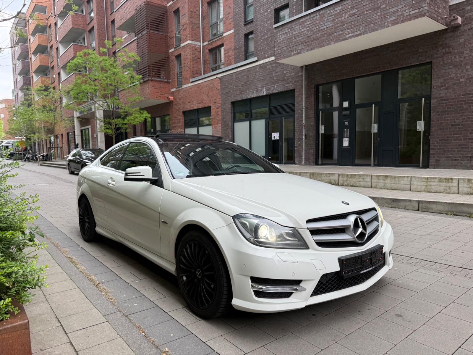 Mercedes-Benz C350 Coupé "AMG LINE" Automatik