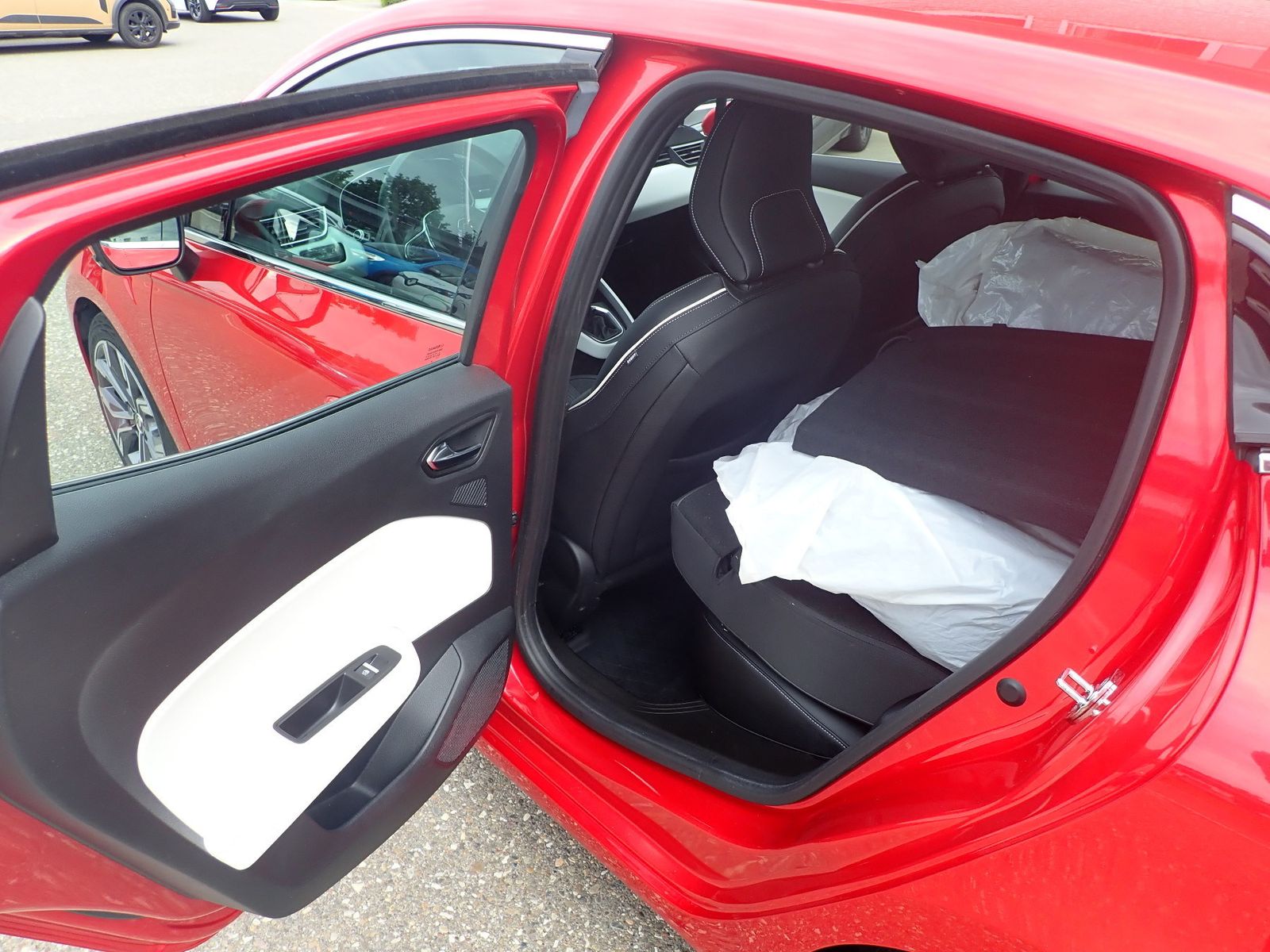 Fahrzeugabbildung Renault Clio V Intens TCe 100 NAVI WKR